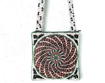 Bolso bandolera vintage de los años 90 con cuentas de mandala Y2k y bandolera