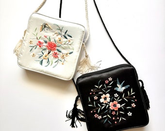 Bolso bandolera vintage de seda bordada: bolso asiático con diseño floral y pájaros