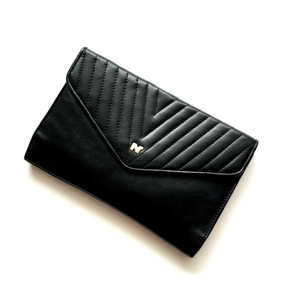 Vintage Nina Ricci Quilted Leatherl Purse // Blac… - image 2