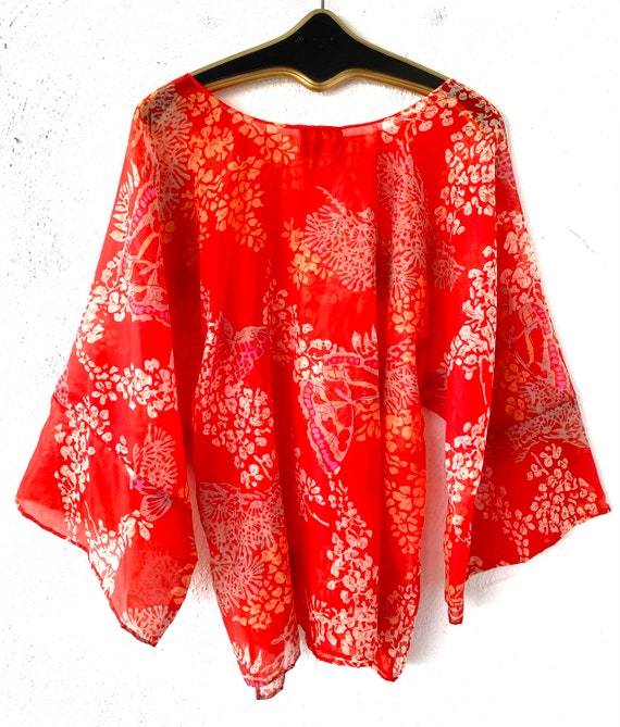 Vintage 70s Boho Butterfly Oversized Red Shirt Se… - image 5