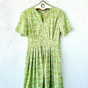 Vintage 50s 60s BohoPaisley Day Dress 1950s 1960s Apron Dress Midcentury Nylon