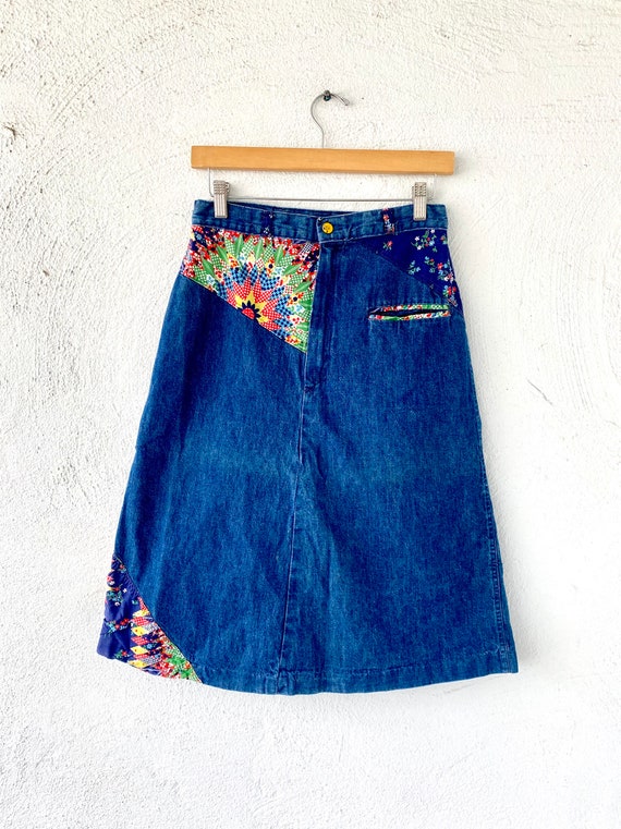 Vintage 1970s Blue and Red Thread Yoked Skirt 1970s Medium Straight Skirt 1970s Skirt for Boots Blue Denim Look Skirt 30W 41H