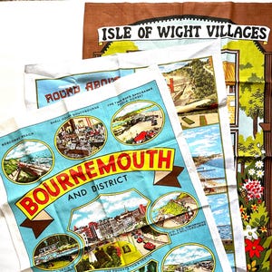 Vintage Tea Towel Linen Set of 3 1970s 70s British Tourist Travel Dish Cloths