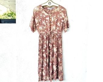 Vestido floral vintage dos anos 90 Vestido midi enrugado dos anos 90