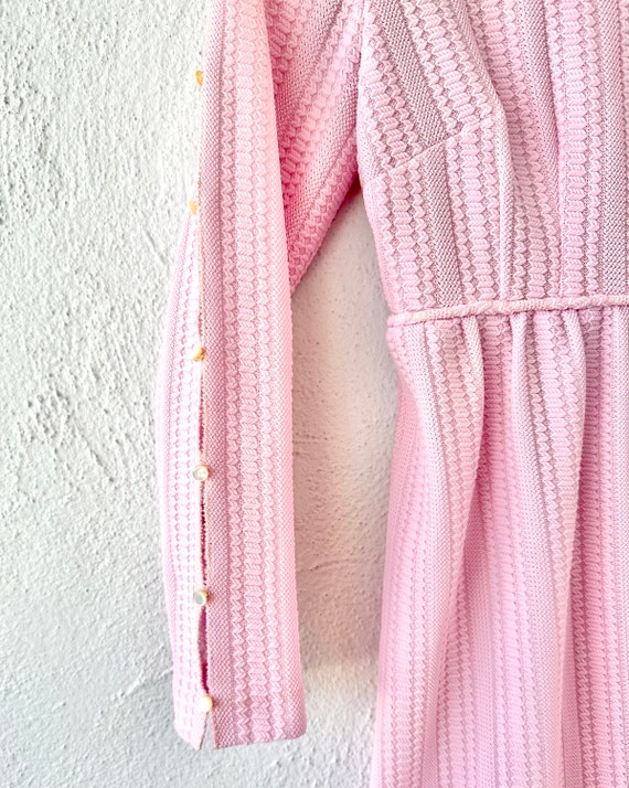 Vintage 1960s Pink Babydoll Knit Dress 60s Turtle… - image 3