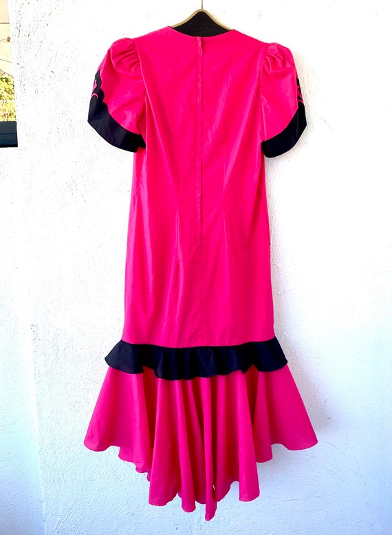 Vintage Hawaiian Muumuu Pink Black Hawaii Dress w… - image 8