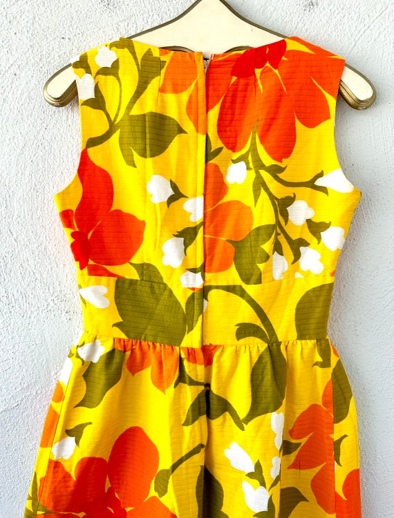 Vintage 60s 70s Malia Hawaiian Dress Bright Floral Ha… - Gem