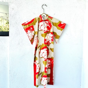 Vintage 1940s Pake Muu Kahala Hawaiian Dress for 1950s McInerny Hawaii Kimono Dress