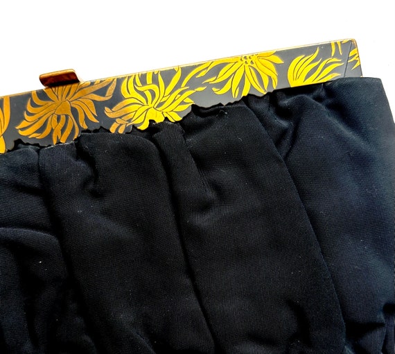 Vintage 1940s 1950s Gold Floral Black Handbag Clu… - image 8
