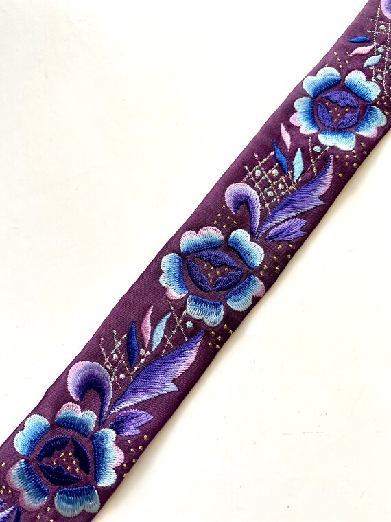Vintage Y2K Silk Embroidered Floral Belt - image 4