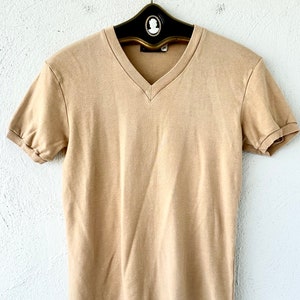 Vintage 70s Cotton Fitted Tshirt Single Stitch Top 1970s Beige Shirt