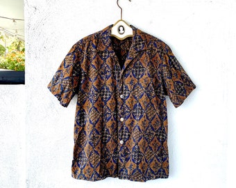Vintage 50s Kahala Hawaii Aloha Shirt 1950s Hawaiian Graphic Dark Brown Blue Top