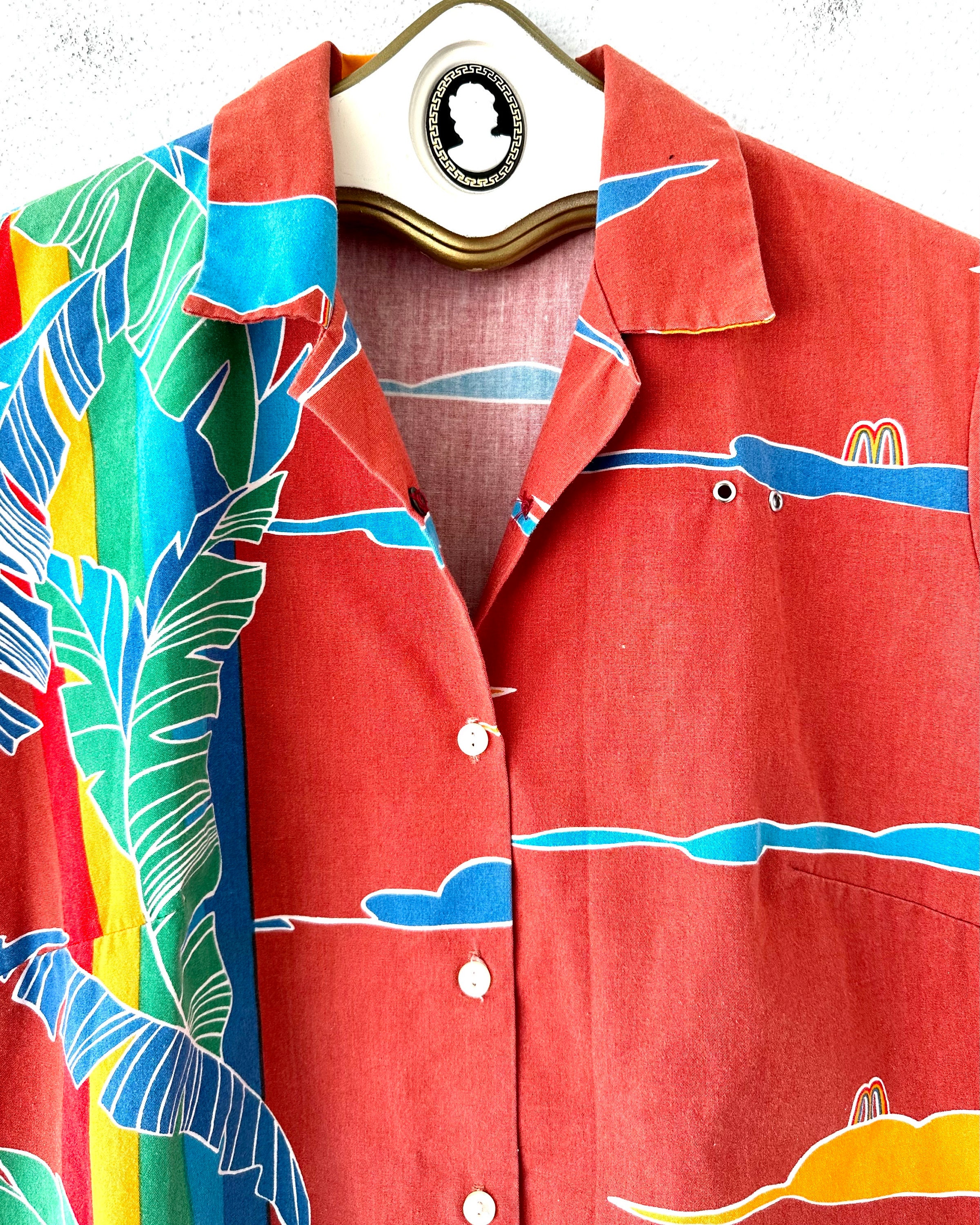 Vintage Mcdonald's Hawaiian Uniform Shirt Aloha Shirt // 1970s