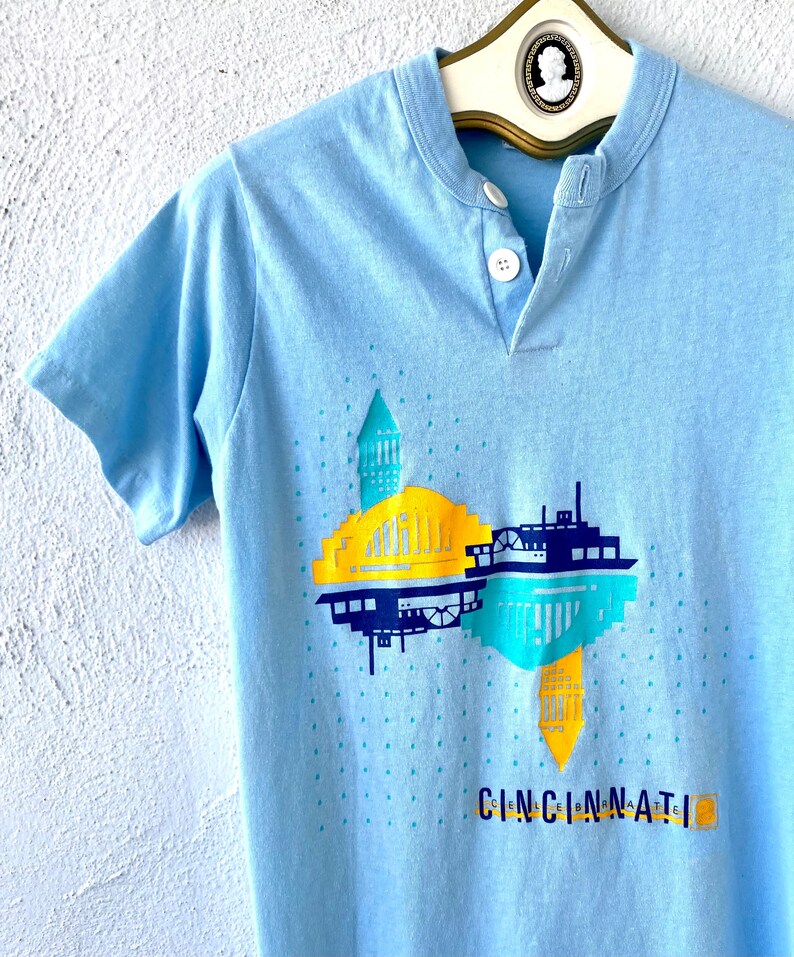Vintage 70s Single Stitch Tshirt Cincinnati Celebrate T Shirt 1970s Shirt Dress image 3