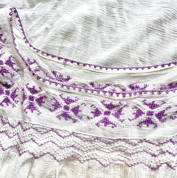 Vintage Hungarian Embroidered Folk Peasant Shirt … - image 7