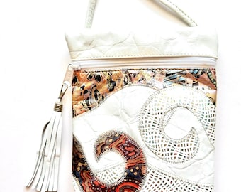Sac à main en cuir patchwork blanc des années 80