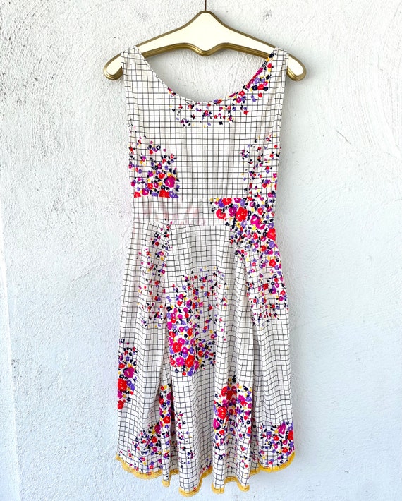 Vintage 70s Bright Floral Dress Nylon Slip - image 6