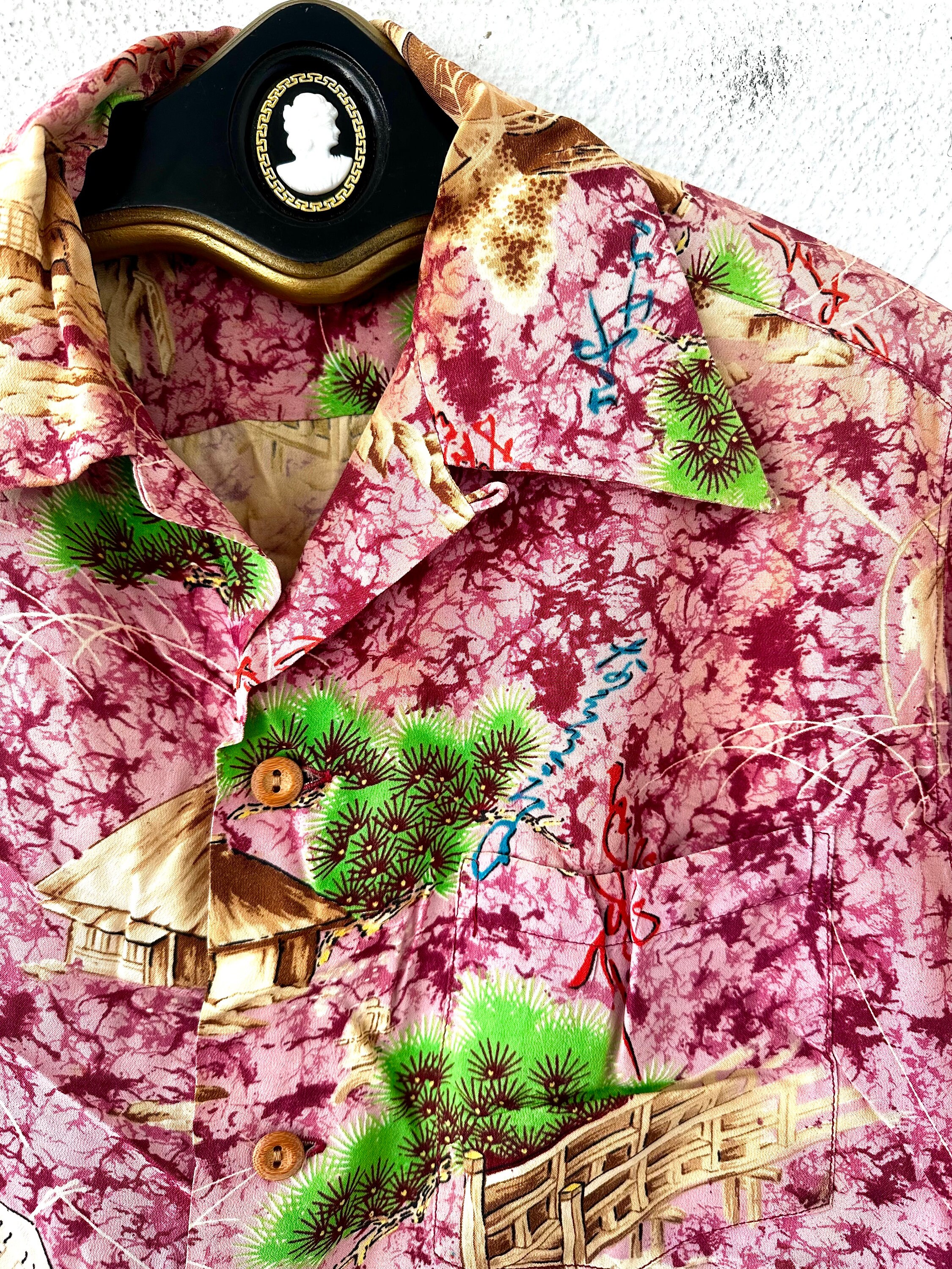 Vintage 1940s 1950s Iolani Hawaiian Kabe Rayon Crepe Shirt