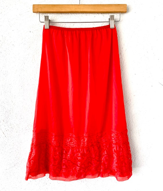 Vintage 50s 60s Slip Half Red Rose Lace Slip // 1… - image 3