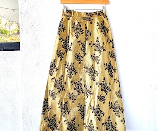 Vintage 60s Gold Lurex Brocade Long Maxi High Waisted Skirt