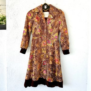 Vintage 60s 70s Japanese Harajuku Psychedelic Collared Dress Velvet Bright Large Collar Shirtdress