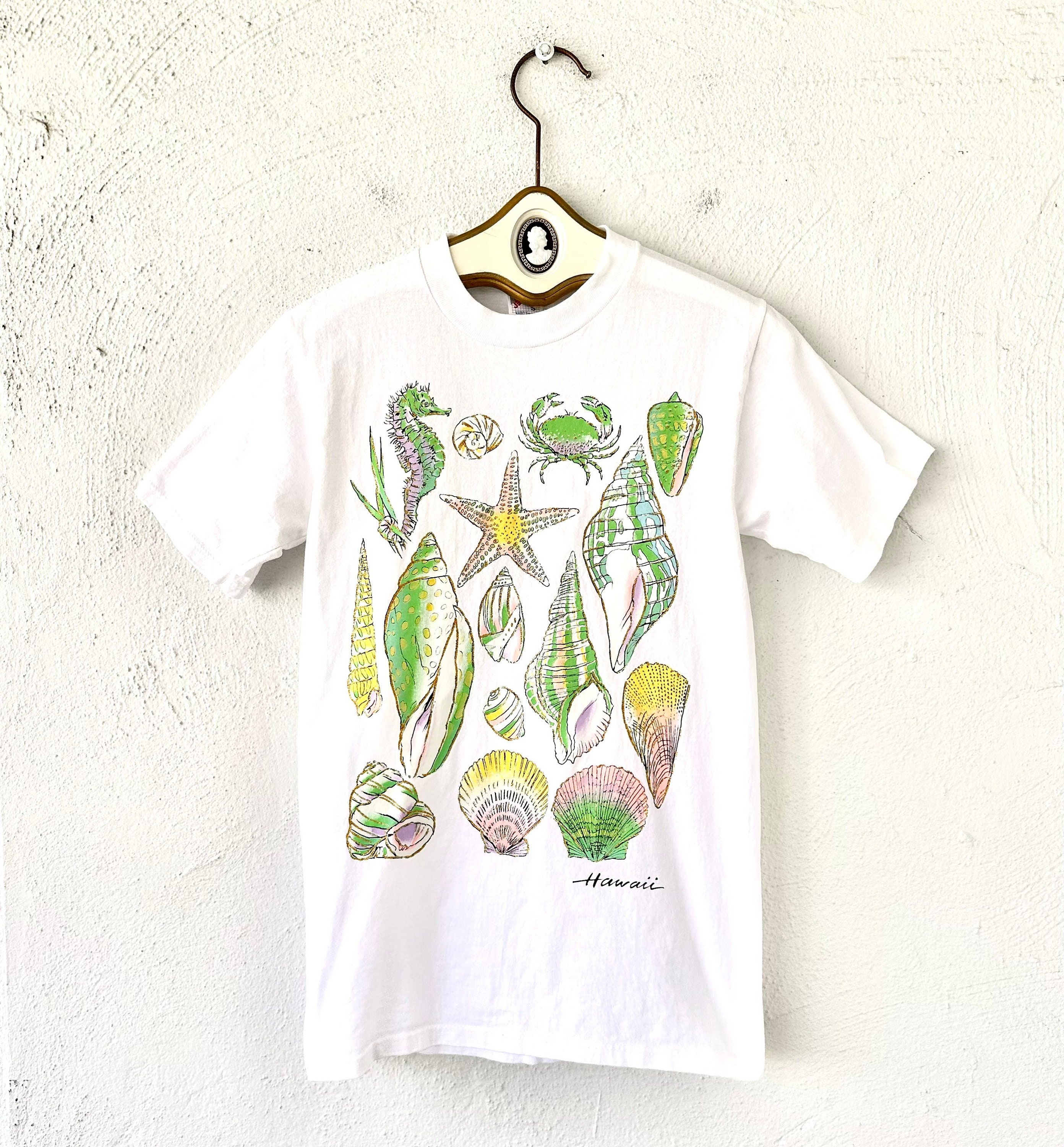 Vintage 90s Hawaiian Seashell Tshirt Gold Glitter 1990s Hawaii Shells White Shirt