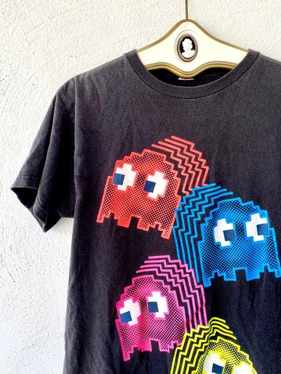 Vintage Pac-Man Ghosts T-shirt Arcade Tshirt // B… - image 2