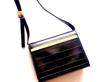 Bolso bandolera vintage Gianni Versace Medusa de piel negra