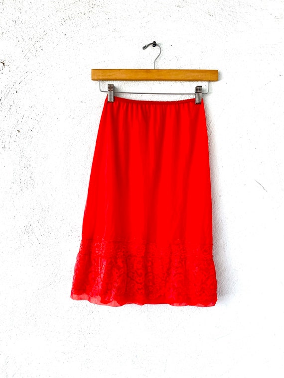 Vintage 50s 60s Slip Half Red Rose Lace Slip // 1… - image 1