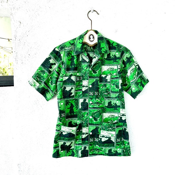 Vintage 80s 90s Hawaiian Corvette Aloha Shirt Green Hawaii Uniform Top