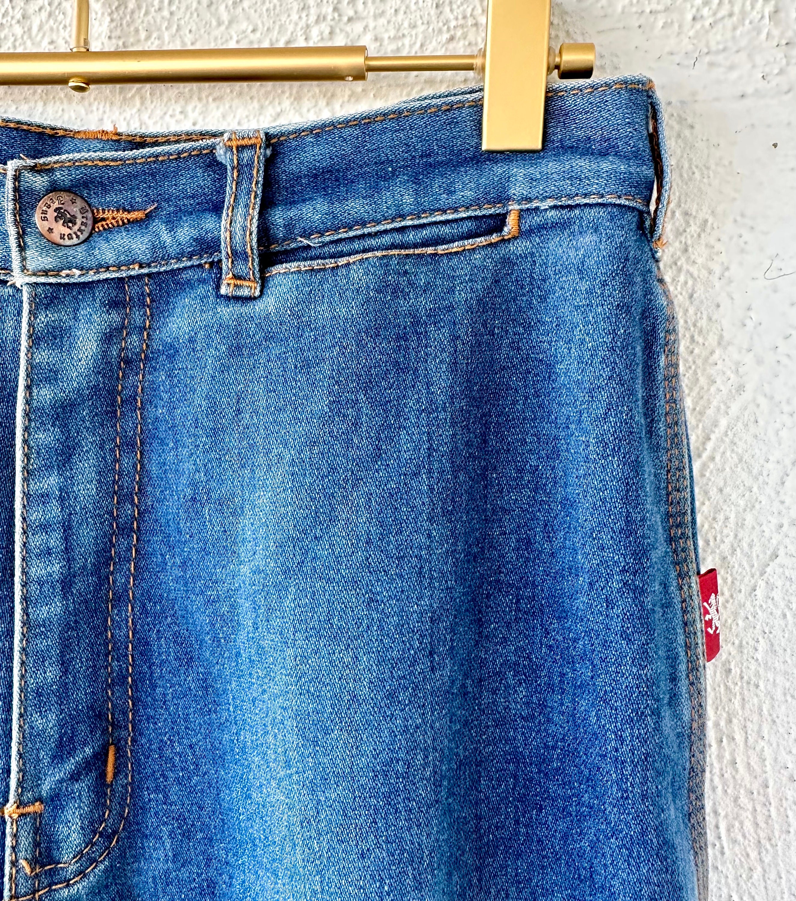 Vintage 70s 80s Embroidered Back Pocket Jeans // High