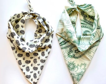 Vintage 70s 1970s Boho Hippie Paisley Scarf White Bandana
