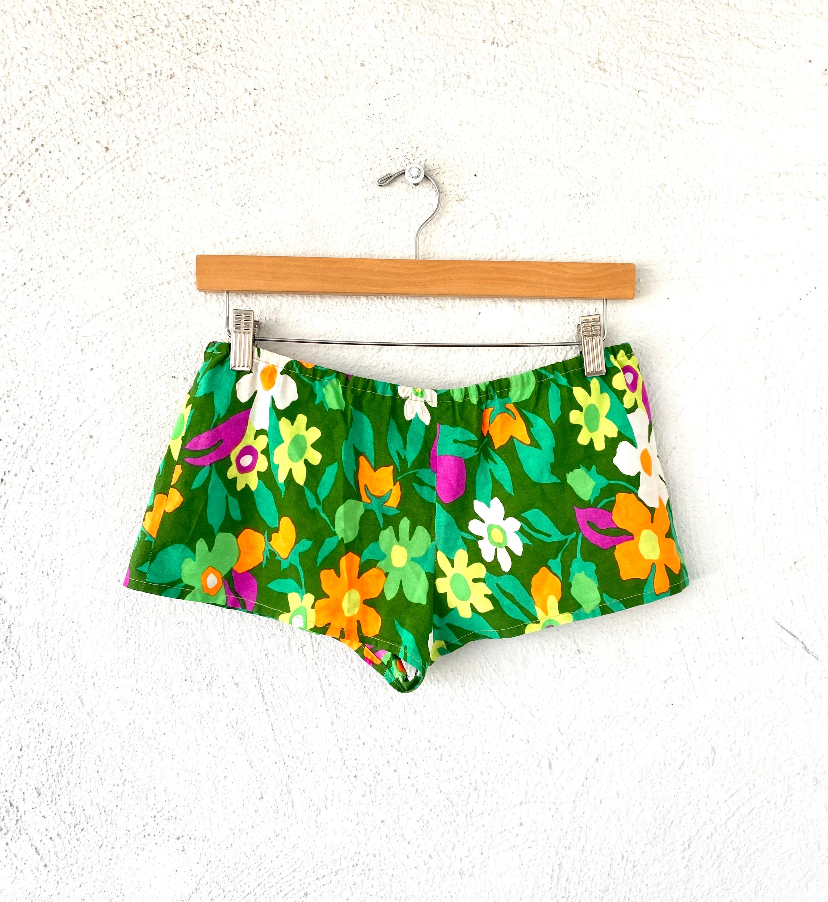 Vintage Hawaiian Y2k Booty Shorts Hawaii Low Rise Bottoms - Etsy 日本 Vintage Hawaiian Y2k Booty Shorts Hawaii Low Rise Bottoms - Etsy 日本