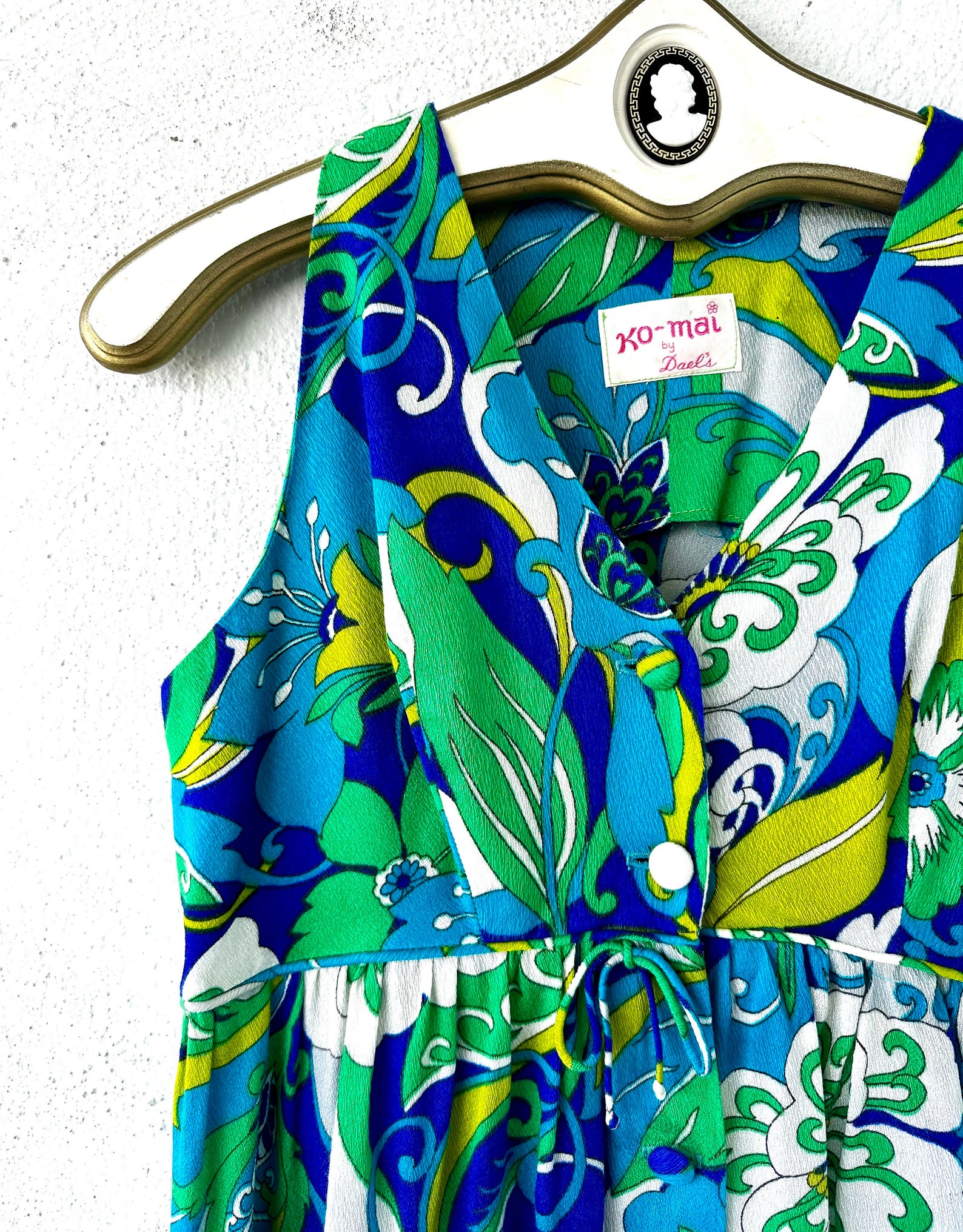Vintage 60s 70s Hawaiian Bright Bold Floral Dress 1960s 1970s Hawaii ...