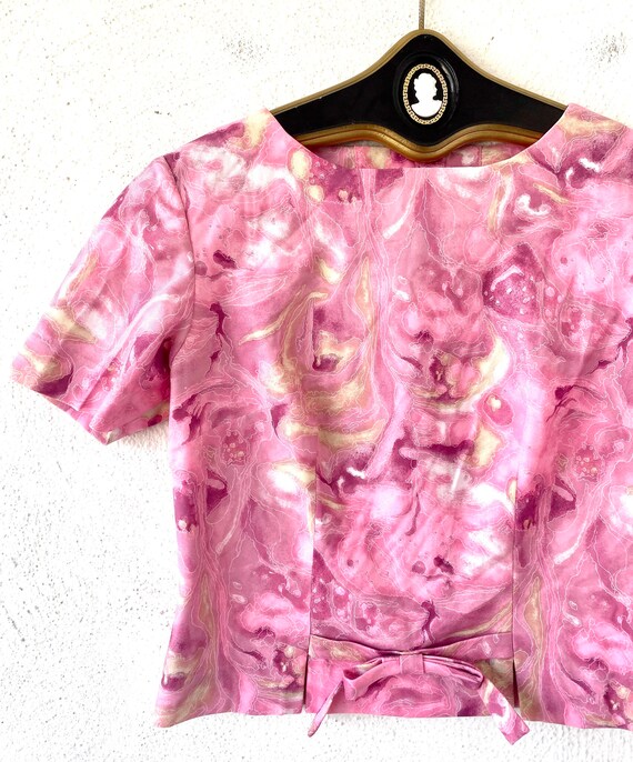 Vintage 50s 60s Cropped Pink Top Marble Print Shi… - image 2