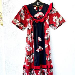 Vintage Hawaiian Muumuu Hawaii Japanese Floral Fan Floral Dress with Ruffle Trim