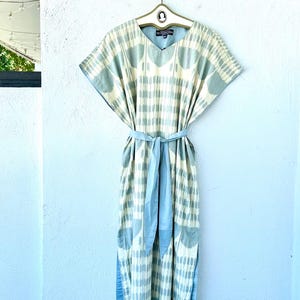 Vintage 70s Style Indian Boho Hippie Caftan Ikat Goddess Dress Muumuu
