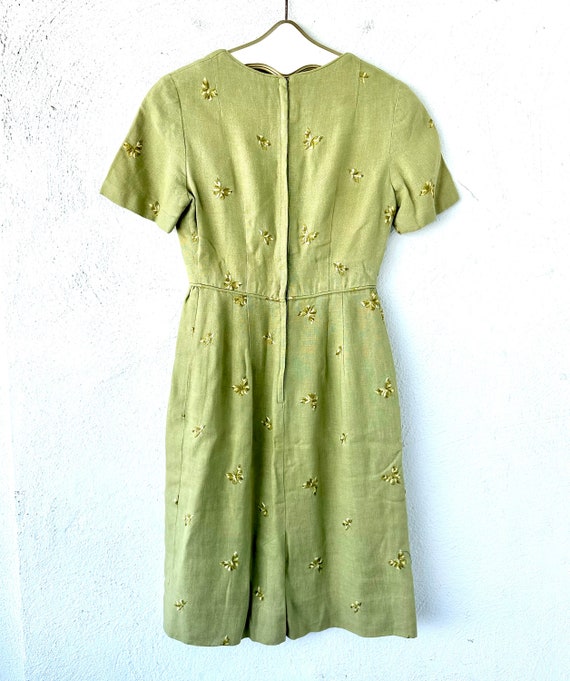 Vintage 40s 50s Butterfly Embroidered Linen Dress… - image 8
