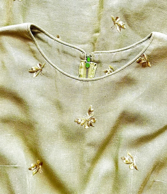 Vintage 40s 50s Butterfly Embroidered Linen Dress… - image 7