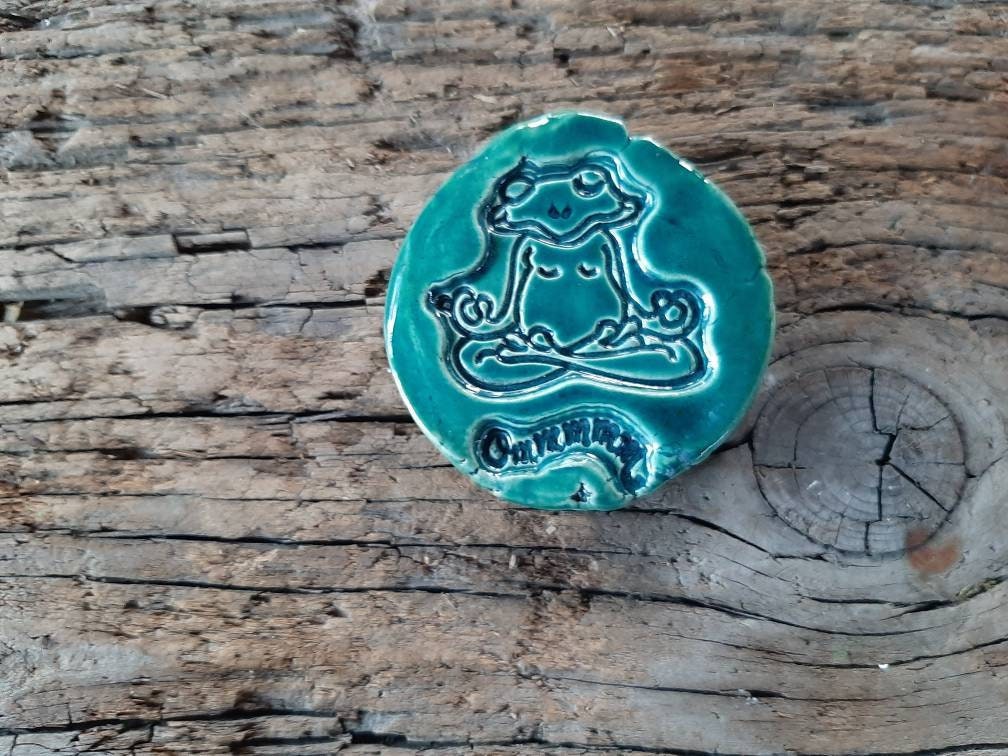 polymer clay resin kawaii green animal magnets Shiny Frog Magnet ...