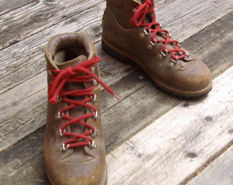 Raichle Hiking Boots: Vibram Soles, Swiss Made, Men's US 9.5N