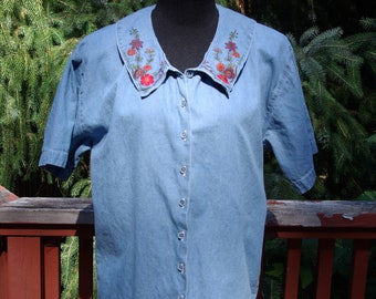 Denim Blouse with Embroidered Collar 90s Solutions! label Relaxed Oversize Fit