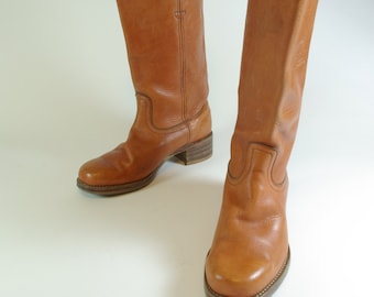 Levis Round Toe Caramel Brown Campus Boots Men's US size 10.5, UK size 10, EUR size 44.5 Rugged 70s Boots