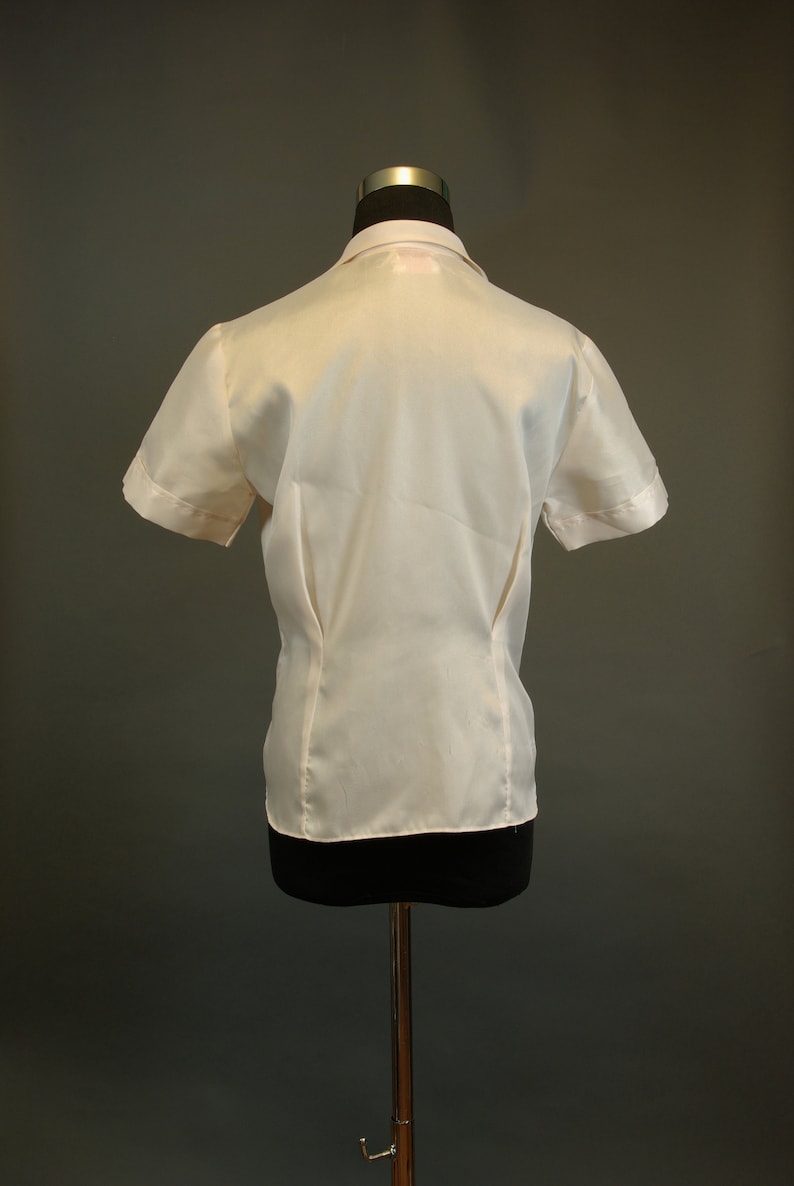 Fritzi of California Baby Pink Peter Pan Collar late 50searly 60s Secretary Blouse Short Sleeve Top 32 inch 81 cm Waist