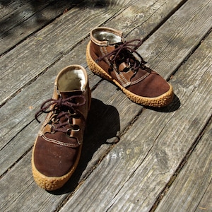 70s Mukluks Apres Ski Boots Made in Canada US size 6.5 UK size 4 EUR size 37 Cozy Footwear