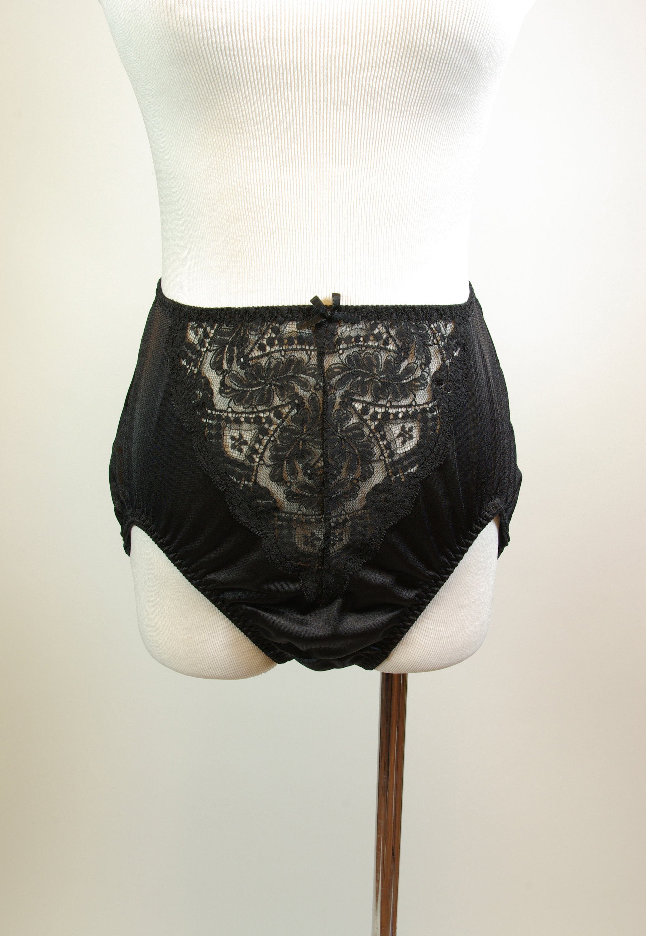 Lacy Black Silky Panties Vassarette Label Women's High Waist Undies 