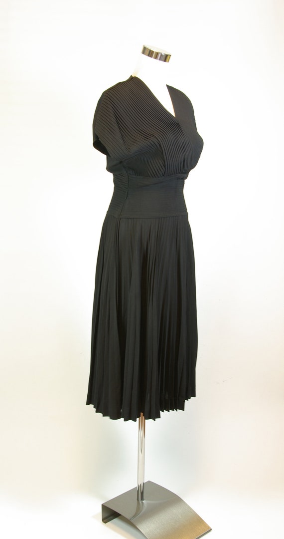 Pleated Wiggle Dress 28 inch/71 cm Waist Black Go… - image 8