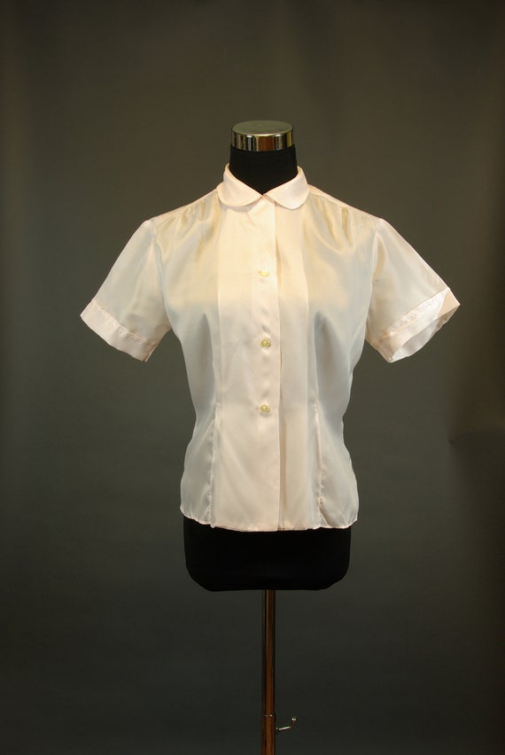 pink peter pan collar top