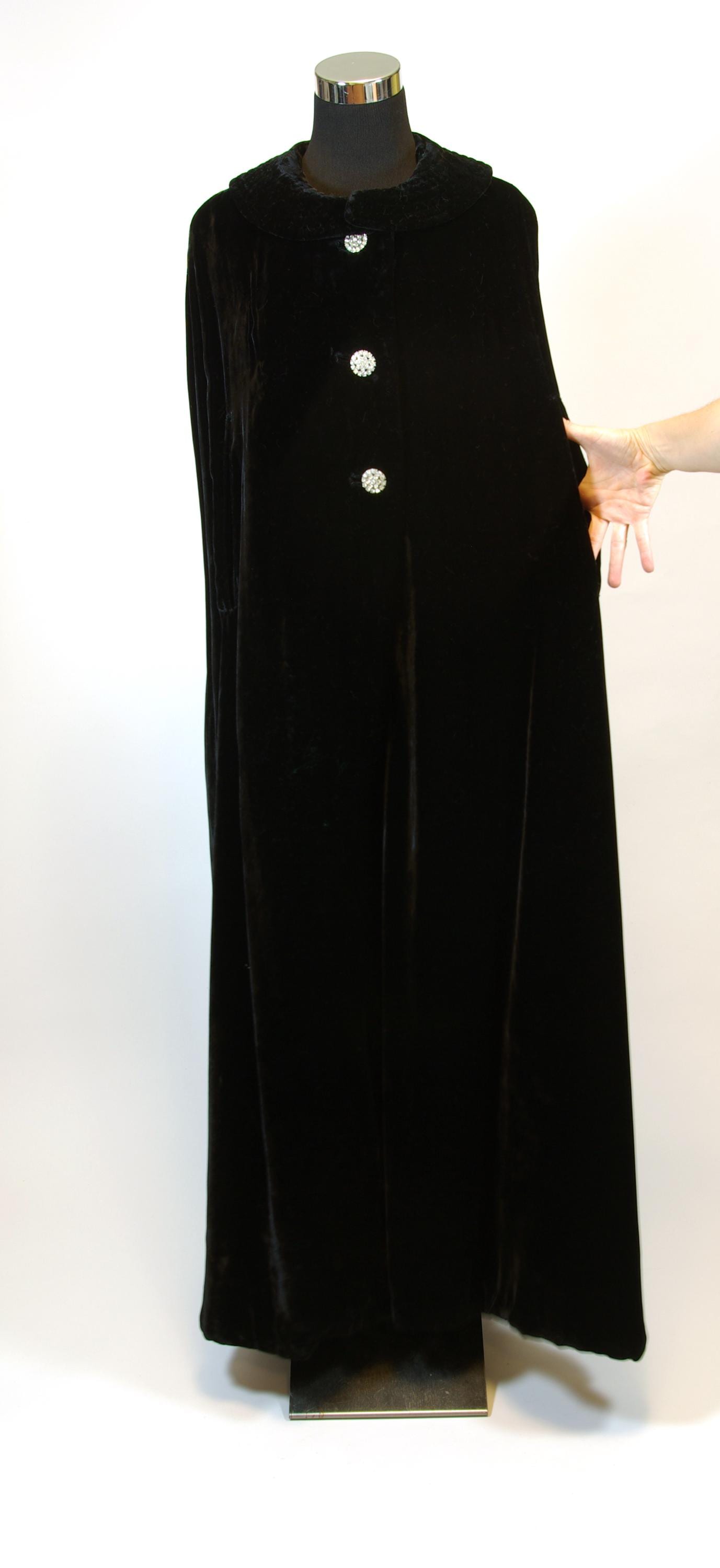 Luxe Black Velvet Full Length Collared Opera Cape With Rhinestone ...