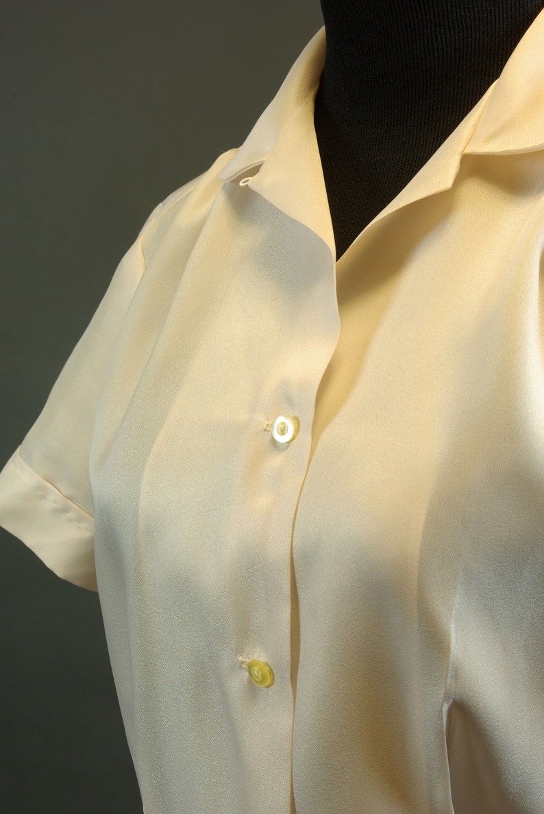 Fritzi of California Baby Pink Peter Pan Collar late 50searly 60s Secretary Blouse Short Sleeve Top 32 inch 81 cm Waist